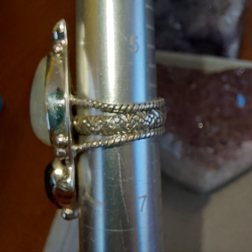 Gigantic Moonstone And Black Onyx Statement Ring - Picture 14 of 16